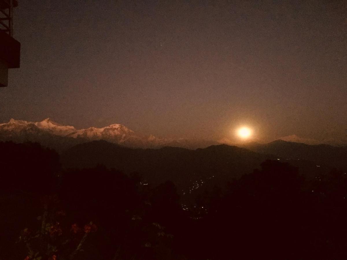 Hotel Pristine Himalaya Ποκάρα Εξωτερικό φωτογραφία